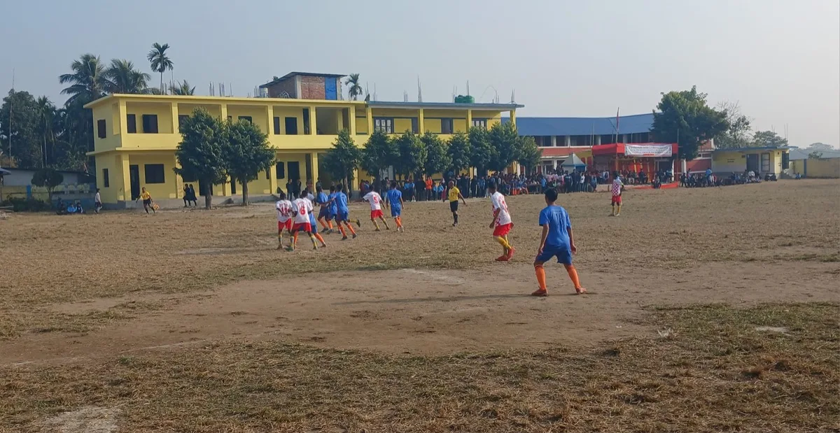 विद्यार्थीहरूको फुटबल खेल