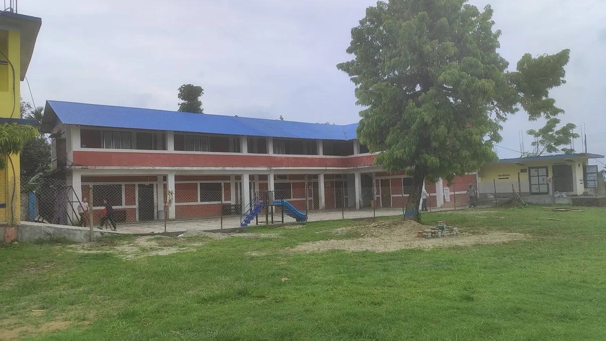 नयाँ भवन — Maharaniganj Mavi